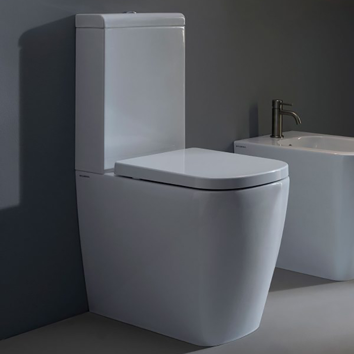 Flaminia Play Унитаз-моноблок 58x43см, напольный, безободковый, с горизонтальным выпуском, цвет: Azzurro Polvere