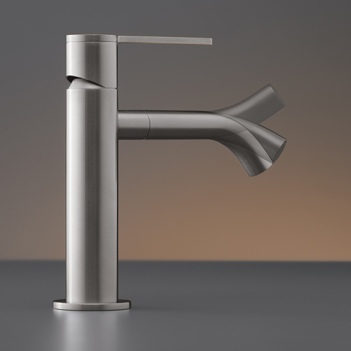 CEA Design INNOVO Смеситель для раковины 15.5см., 1 отв., с поворотным носиком излива, цвет: нержавеющая сталь