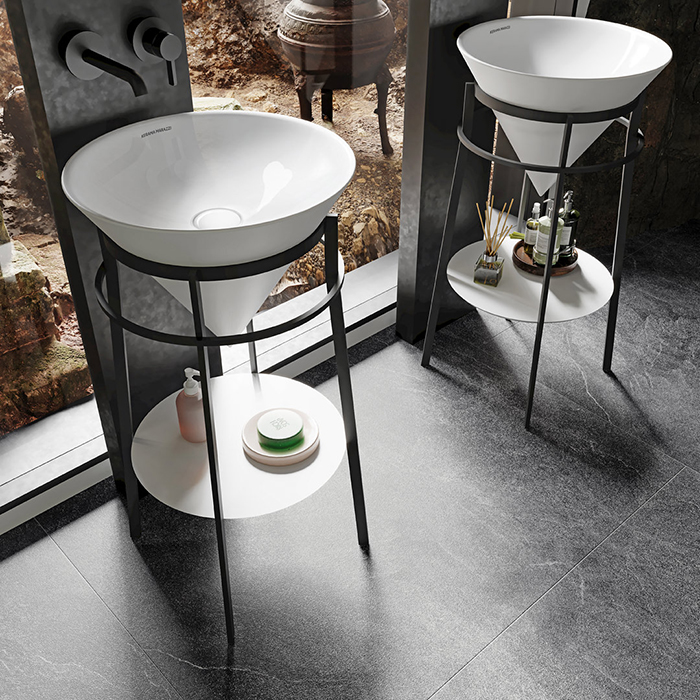 Kerama Marazzi Cono Консоль 44x77см., металлическая, напольная, цвет: черный матовый