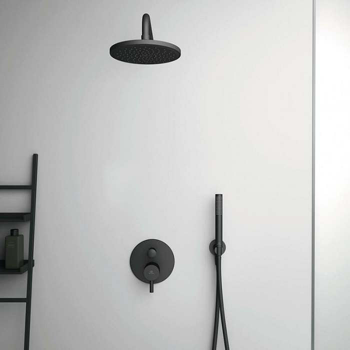 Ideal Standard Ceraline Душевой комплект: встраиваемый смеситель для ванны/душа, верхний душ Ø20см., держатель, лейка для душа и шланг 175см., цвет: черный матовый