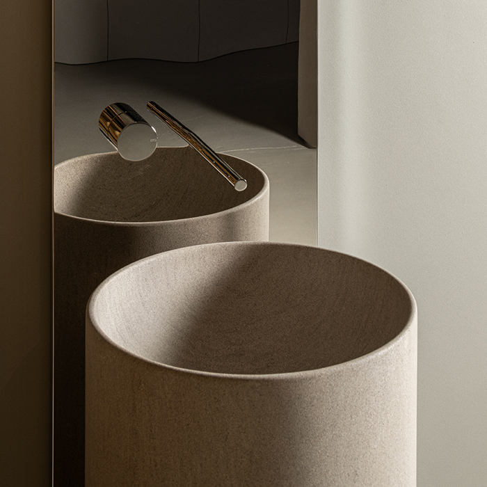 CEA Design OPUS Смеситель для раковины, настенный, цвет: полированная сталь