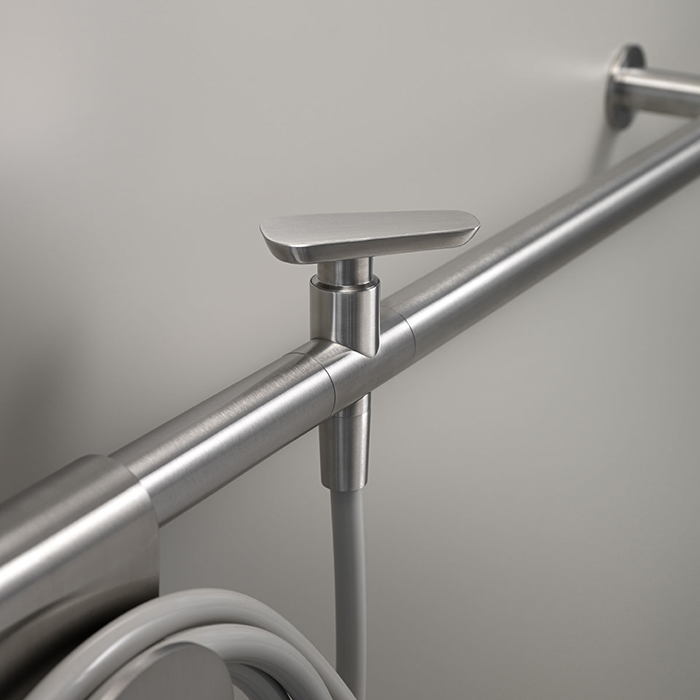 CEA Design HOOK Смеситель для сада 254см, настенный, трубчатый, с запорным вентилем и подсоединением для садового шланга, цвет: нержавеющая сталь