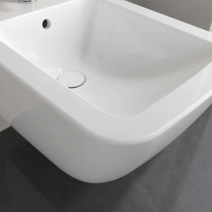 Villeroy&Boch Venticello Биде подвесное 37.5х56х28.5см., 1 отв., с донным клапаном, цвет альпийский белый