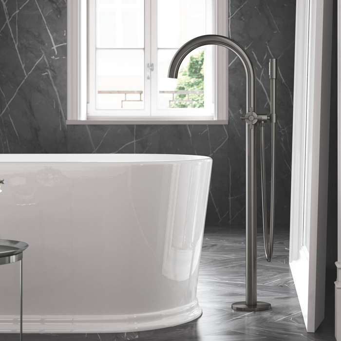 Grohe Atrio New Смеситель для ванны, напольный, с ручным душем и шлангом 125см., цвет: темный графит матовый
