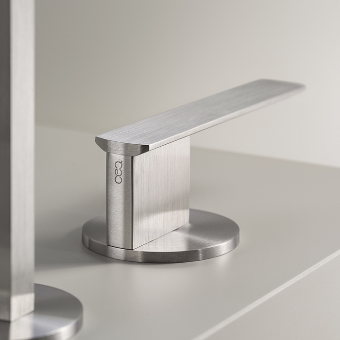 CEA Design AYLA Смеситель для раковины, 3 отв., цвет: нержавеющая сталь