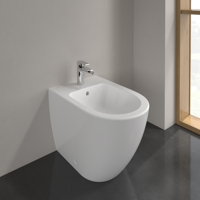 Villeroy&Boch Subway 2.0, Биде напольное, с отверстием для смесителя, с переливом, 37x56см, с антигрязевым покрытием CeramicPlus, цвет: белый
