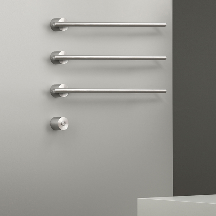 CEA Design EQUILIBRIO Полотенцесушитель 58см, электрический, 3 трубки, кнопка включения в комплекте, цвет: нержавеющая сталь