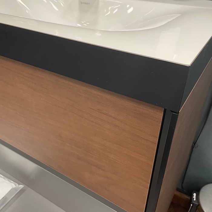 Duravit XViu Комплект: подвесная мебель 80x48см с раковиной, зеркало с подсветкой, цвет: American Walnut / черный матовый