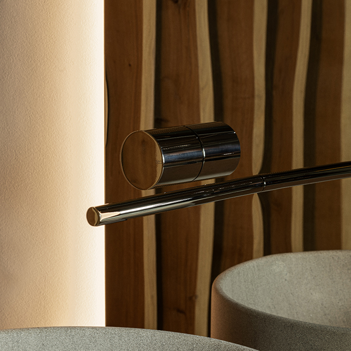 CEA Design OPUS Смеситель для раковины, настенный, цвет: полированная сталь