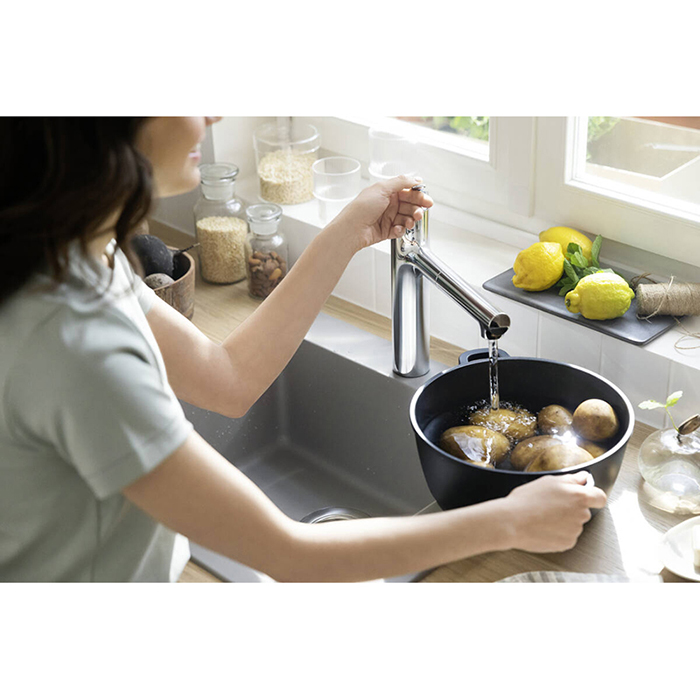 Hansgrohe Zesis M33 Смеситель для кухни, 1 отв., с вытяжным душем, sBox lite, цвет: хром