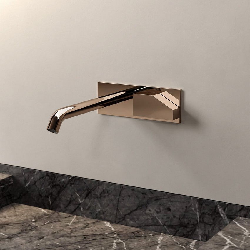 Смесители из нержавеющей стали AISI 316L с покрытиями Ottone, Oro, Rame, Cromo Nero. Итальянское производство, геометричный дизайн, долгий срок службы.