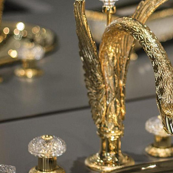 Cristal et Bronze Cygne Aile Flamant Смеситель для раковины, цвет: золото 24 к