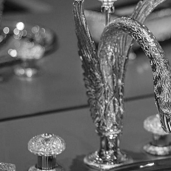 Cristal et Bronze Cygne Aile Flamant Смеситель для раковины, цвет: хром