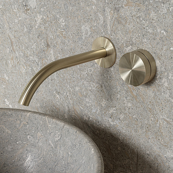 CEA Design GIOTTO Смеситель для раковины, настенный, цвет: PVD золото сатинированное