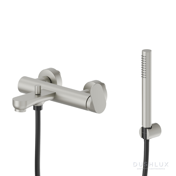 Фото Newform Linfa II Смеситель для ванны, с изливом и ручным душем, цвет: titanium satin