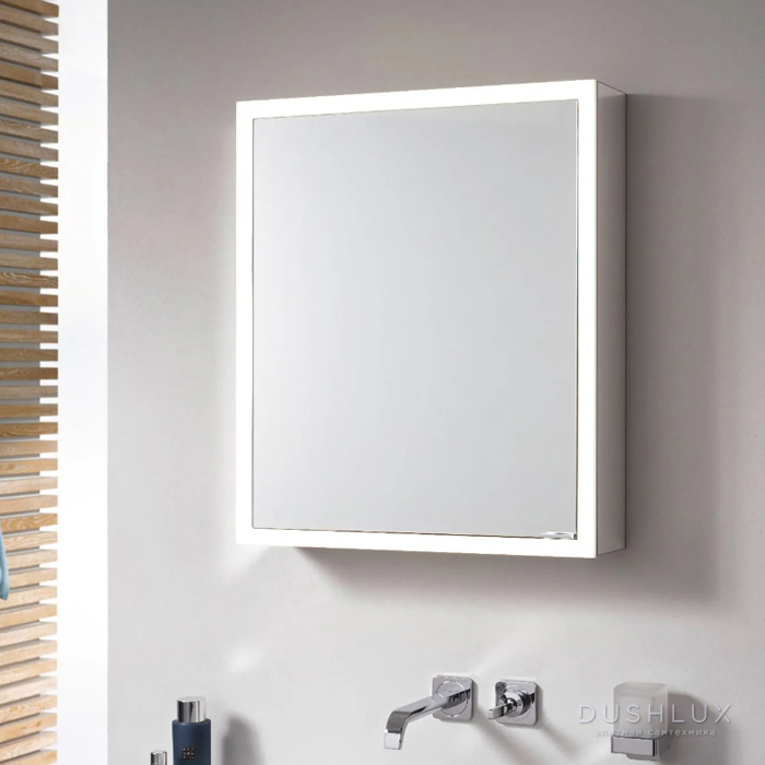 Фото Emco Prime Зеркальный шкаф 160см., с подсветкой LED встраив. модель, 3-дверки, IP 20 с Lichtpaket, стеклянная задняя стенка, цвет белый