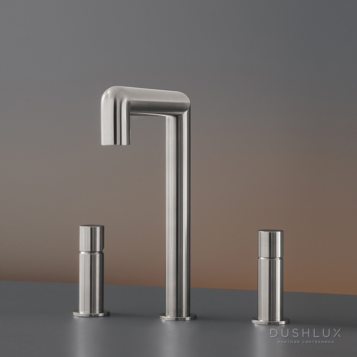 Фото CEA Design CARTESIO Смеситель для раковины, 3 отв., с поворотным изливом, цвет: нержавеющая сталь