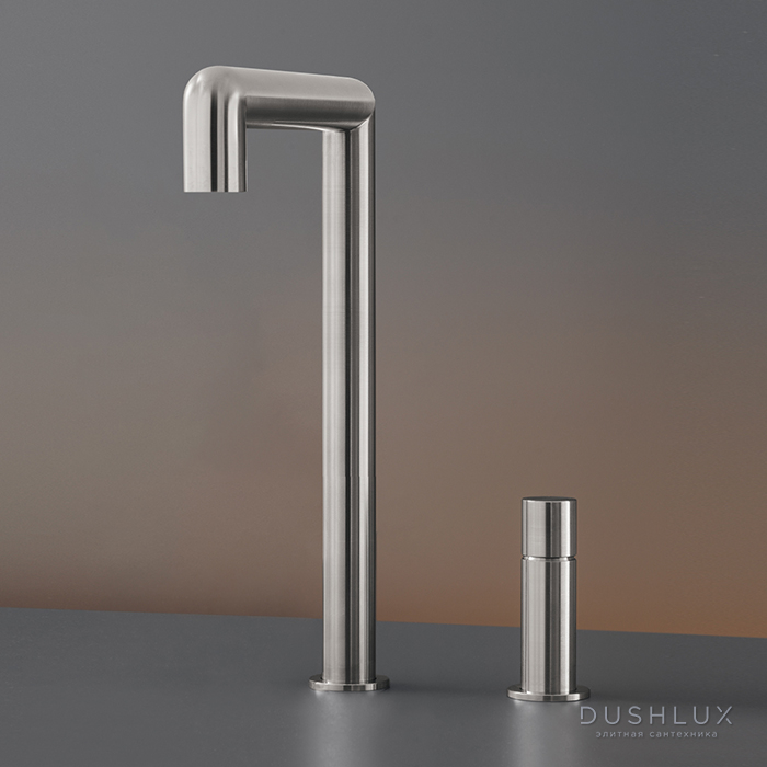 Фото CEA Design CARTESIO Смеситель для кухни 34см., 2 отв., с поворотным изливом, цвет: нержавеющая сталь