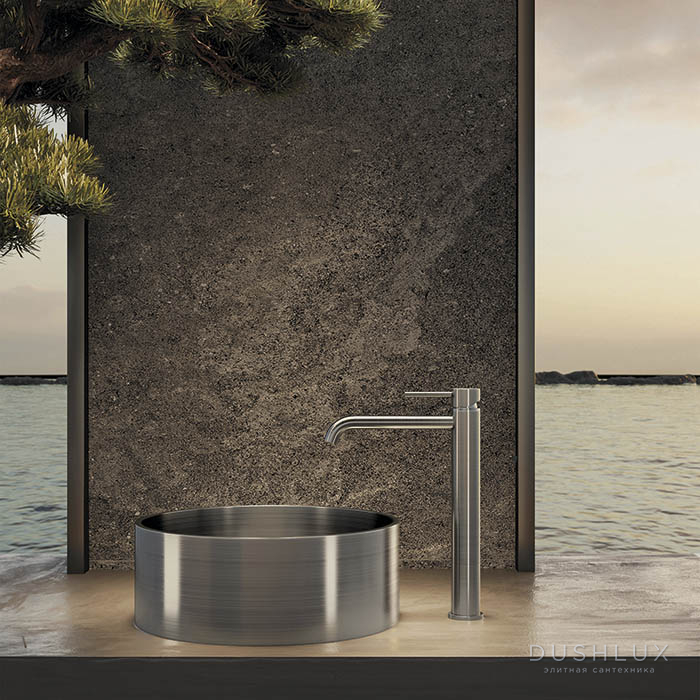 Фото Newform X-Steel 316 Смеситель для раковины, высокий, 1 отв., без донного клапана, цвет: нержавеющая сталь