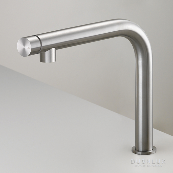 Фото CEA Design GASTONE Смеситель для кухни, 1 отв., с поворотным и съёмным изливом, цвет: нержавеющая сталь