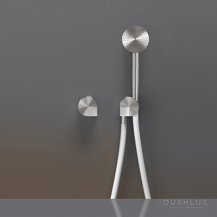 Фото CEA Design DUET Смеситель для для ванны/душа, настенный, с ручным душем, цвет: нержавеющая сталь