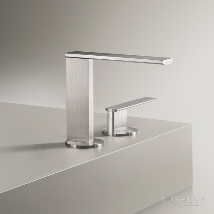 Фото CEA Design AYLA Смеситель для раковины, 2 отв., прогрессивный, цвет: нержавеющая сталь