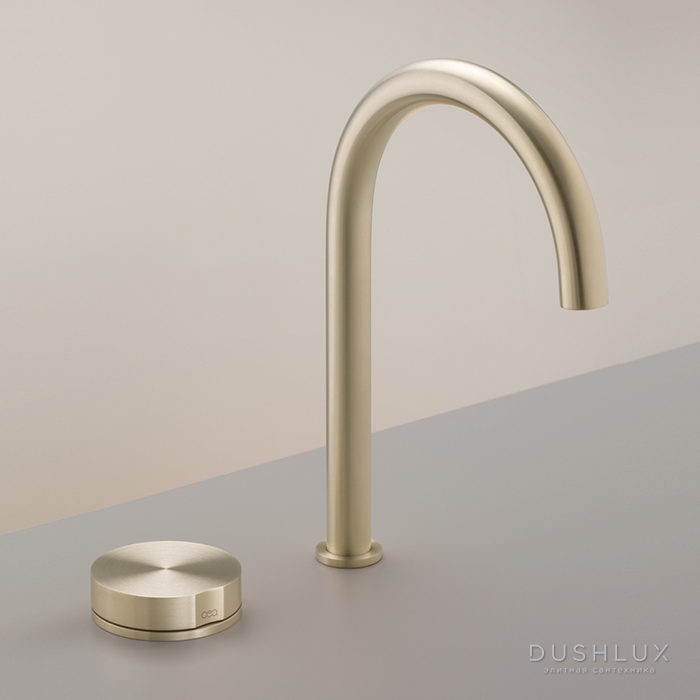Фото CEA Design GIOTTO Смеситель для раковины, 2 отв., прогрессивный, цвет: PVD золото сатинированное