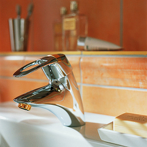 сантехника Grohe Chiara 