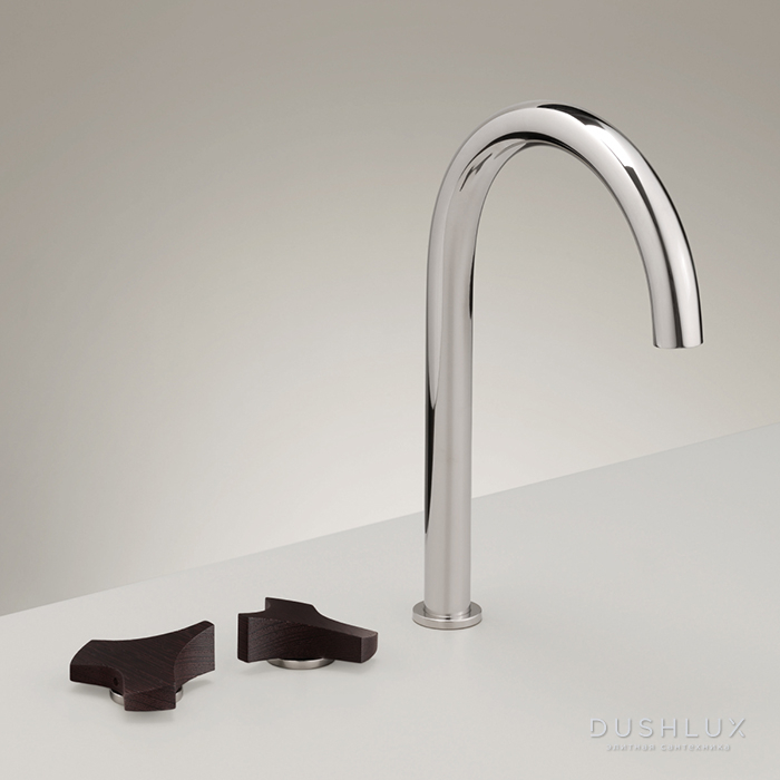 Фото CEA Design ZIQQ Смеситель для раковины, 3 отв., с поворотным изливом, цвет: полированная сталь/Wengé