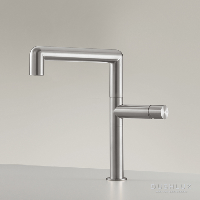 Фото CEA Design CARTESIO Смеситель для кухни, 1 отв., с поворотным изливом, цвет: нержавеющая сталь