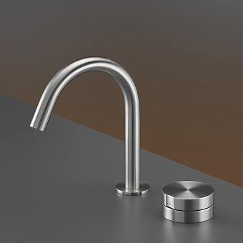CEA Design GIOTTO Смеситель для раковины 19см., 2 отв., с поворотным изливом, цвет: нержавеющая сталь