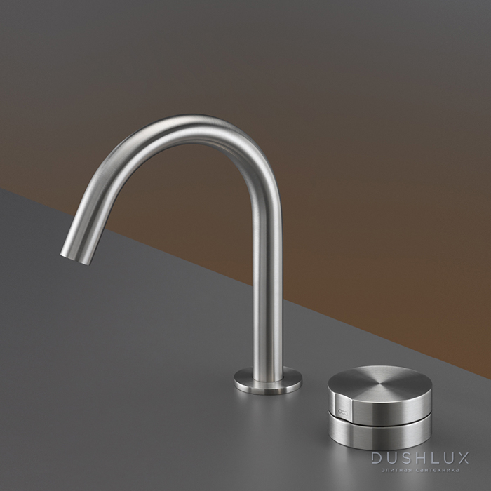 Фото CEA Design GIOTTO Смеситель для раковины 19см., 2 отв., с поворотным изливом, цвет: нержавеющая сталь