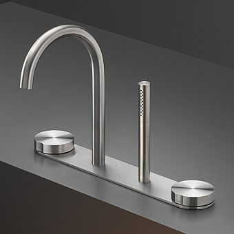 CEA Design GIOTTO Смеситель на борт ванны, 2 отв., прогрессивный, с ручным душем, цвет: нержавеющая сталь