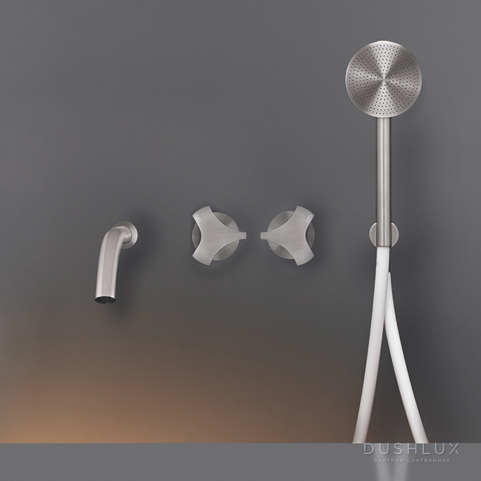 Фото CEA Design ZIQQ Смеситель для ванны, настенный, прогрессивный, с ручным душем, цвет: нержавеющая сталь/белый