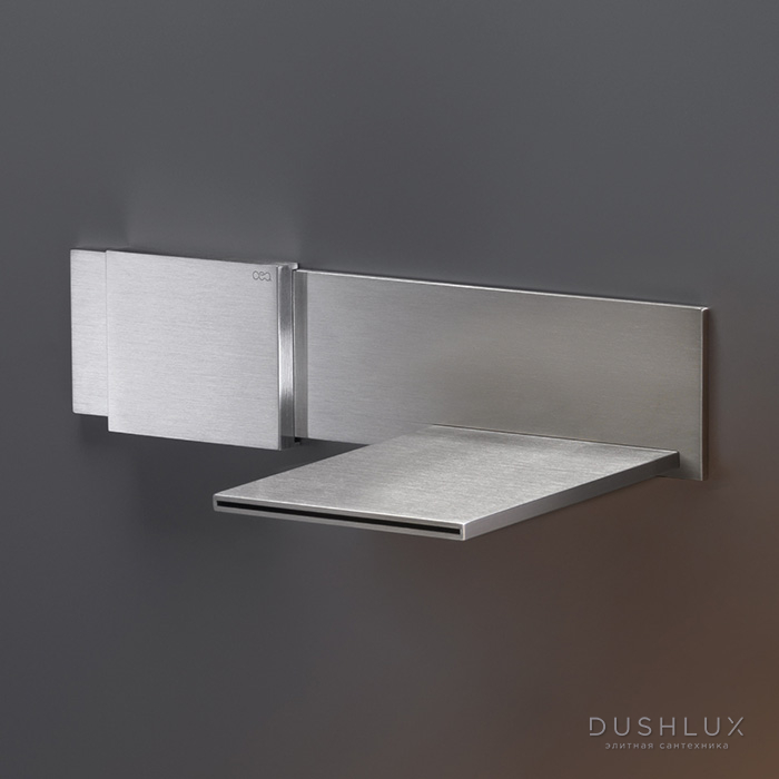 Фото CEA Design REGOLO Смеситель для раковины, настенный, прогрессивный, с каскадным изливом, цвет: нержавеющая сталь