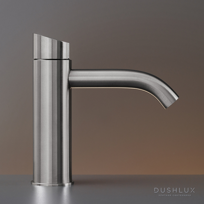 Фото CEA Design ZIQQ Смеситель для раковины, 1 отв., прогрессивный, цвет: нержавеющая сталь